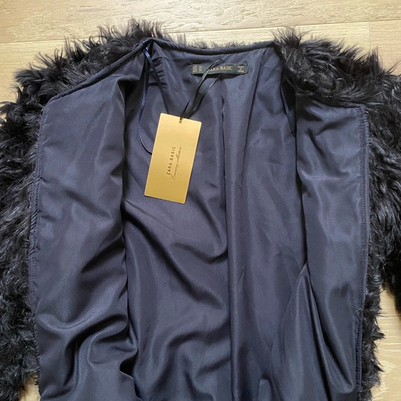 NWT ZARA FAUX FUR JACKET NAVY - Picture 2 of 7